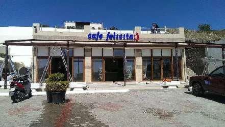 Cafe Feliçita Gümbet - Pergola Sistemi